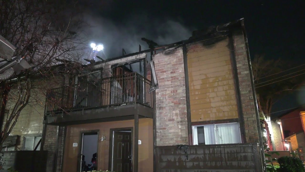 12 Units Destroyed, Firefighter Hurt Battling Apartment Fire In West Houston | Houston