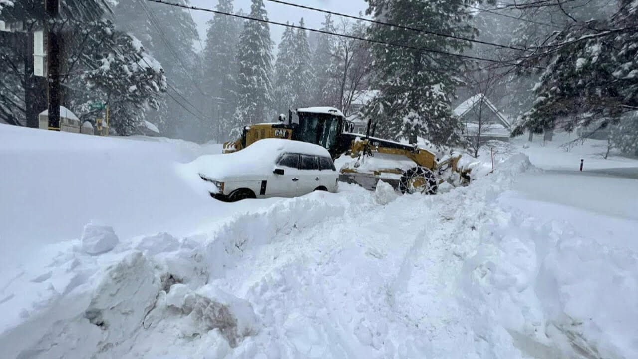 Severe weather slams U.S. as California digs out of heavy snow