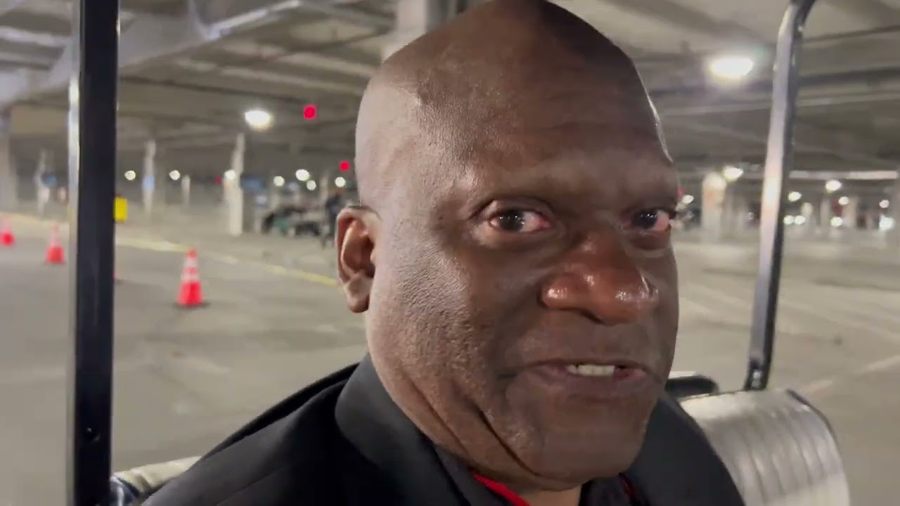 2022 Nfl Draft Las Vegas: Zennie Abraham Gets Cart Ride To Media Center From Caesar’s Forum Worker