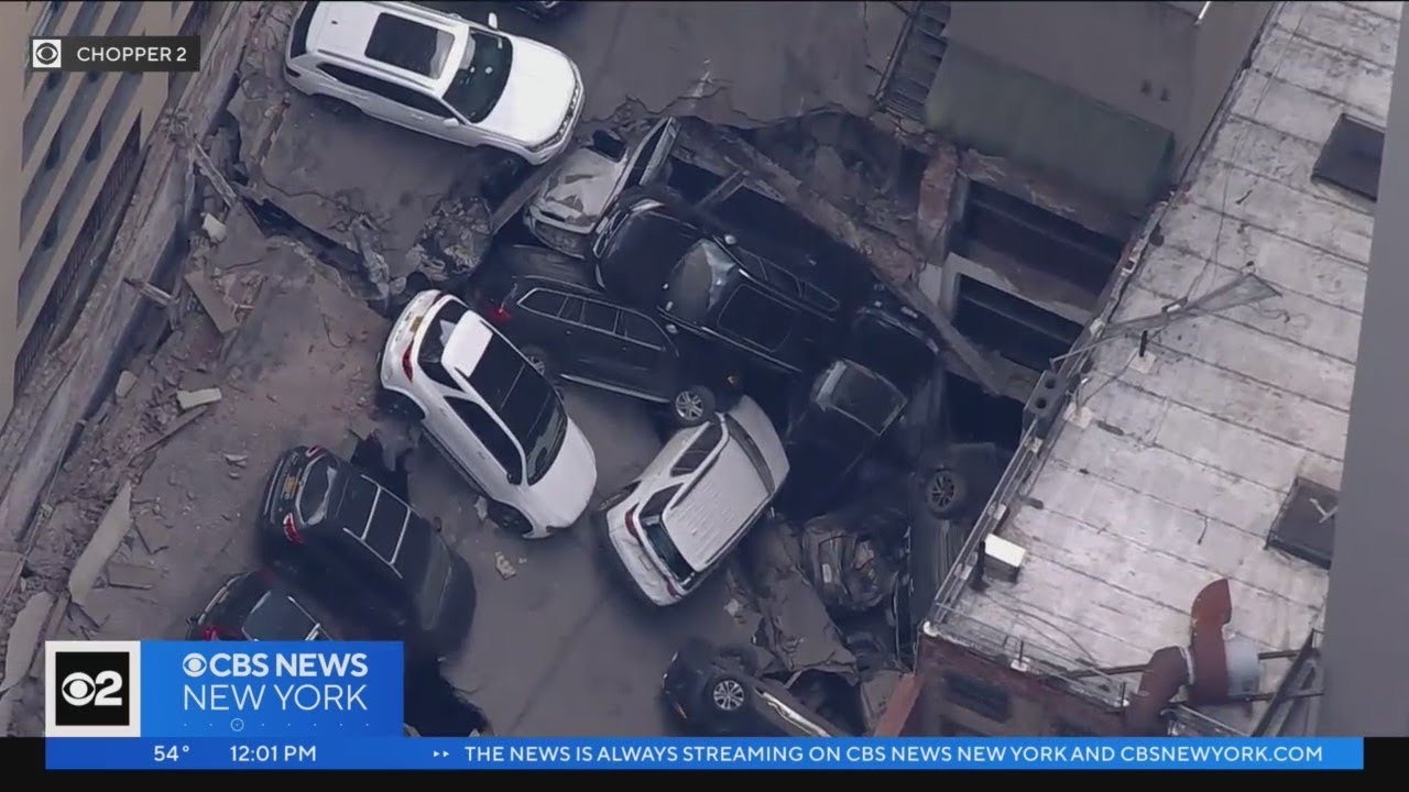 Crews Begin To Demolish Remains Of Collapsed Garage In Lower Manhattan