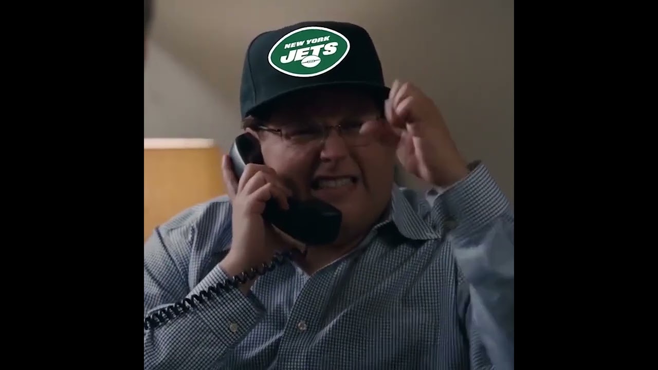 Jets Fans After The Rodgers News, Probably 🤣 (via @nyjets/twitter)