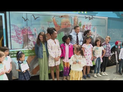 Metro Reveals ‘earth Day’ Metro Buses With Artwork From Local Elementary School Kids