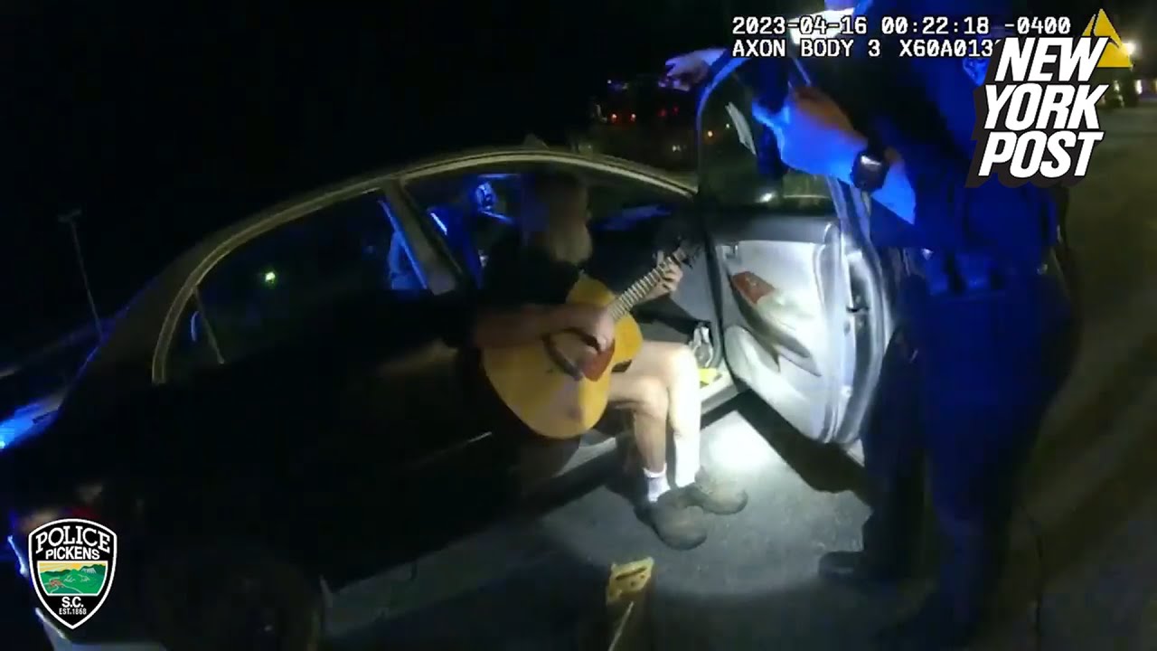 North Carolina Man Serenades Cops During Unexpected Traffic Stop | New York Post