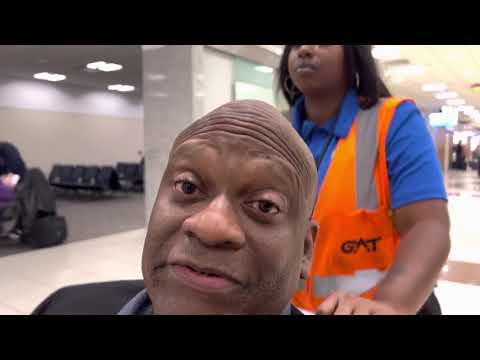 Vlog Atl Airport Wheelchair Ride To Gate T 17: Zennie62 At 2023 Nfl Draft Kansas City By Kudo Snacks