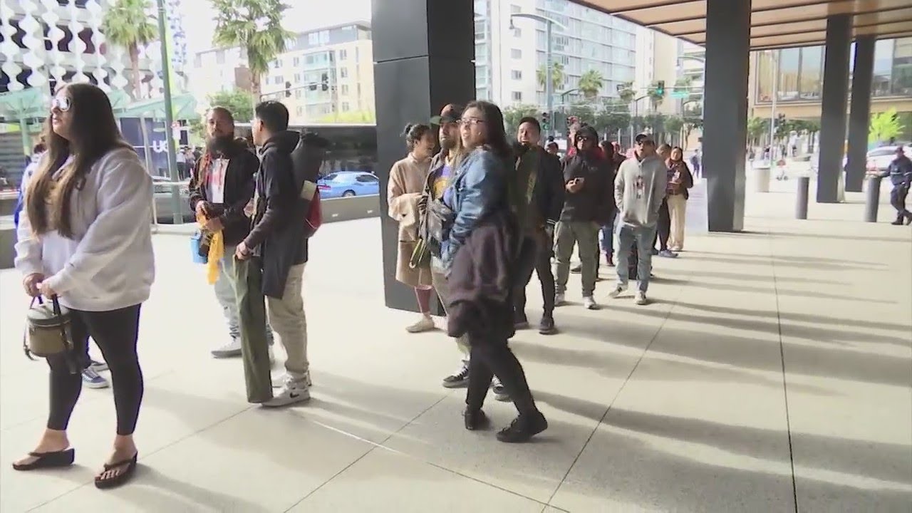 Warriors Fans Gather At Thrive City For Watch Party