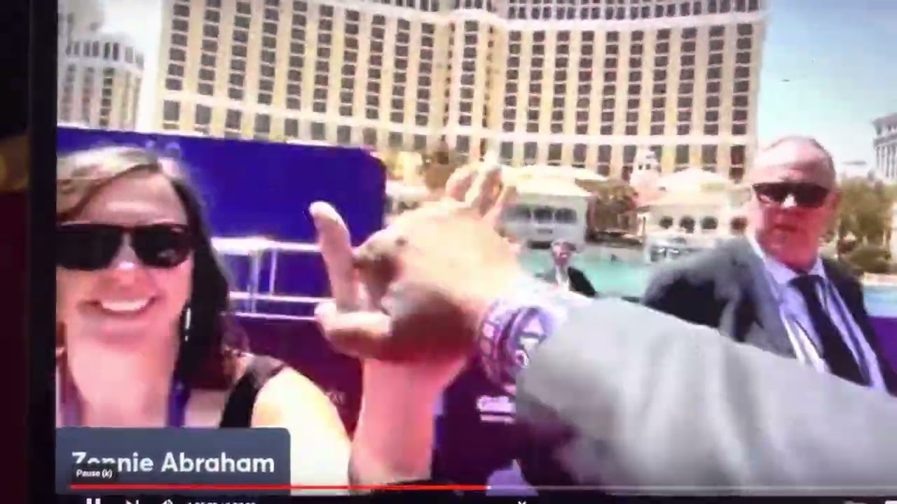 Zennie Abraham Hi Fives Liz Mccollum Of Bza Pr At 2022 Nfl Draft Red Carpet Las Vegas