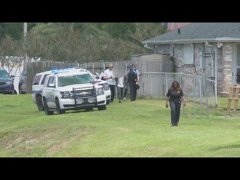 2 Arrest After Police Chase Of Possible Stolen Car; School Temporarily Put On Lockdown | New Orleans News