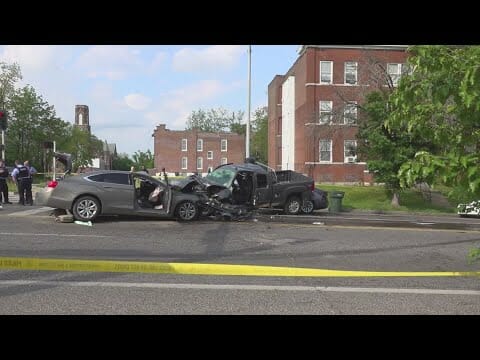 3 Vehicle Crash Near Hamilton Heights Neighborhood Leaves Man Dead | St. Louis News