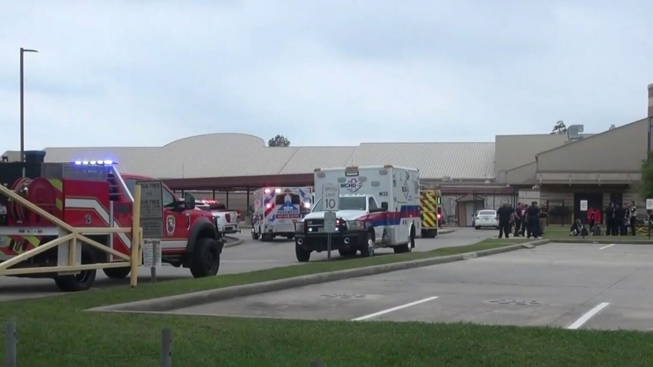 6 Students Hospitalized Due To ‘unbearable Odor’ At Caney Creek Hs; Campus Has Since Been Evacuated | Houston