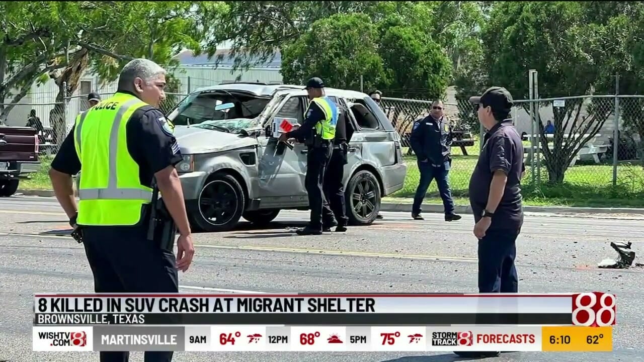 8 Killed After Suv Hits Crowd Outside Texas Migrant Shelter