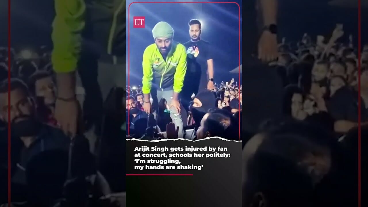 Arijit Singh Gets Injured By Fan At Concert, Schools Her Politely: ‘my Hands Are Shaking’ | Econ Times