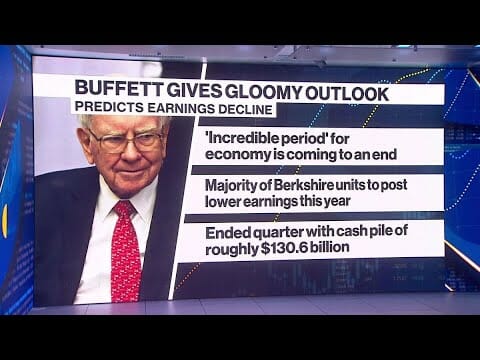 Buffett Predicts Earnings Decline At Berkshire Units