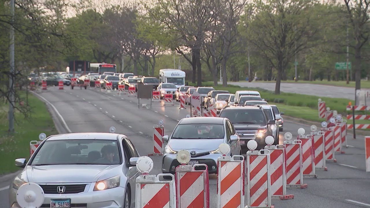 Chicago Drivers Frustrated With Lsd Resurfacing During Busy Hours