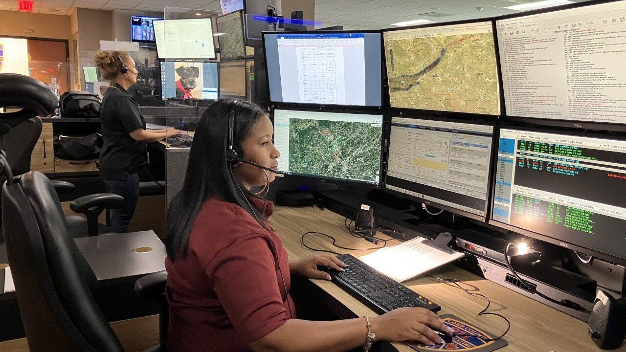 Cobb County High School Students Train For Careers As 911 Dispatchers