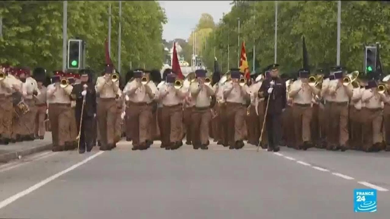 Coronation Of Charles Iii And Camilla: Royal Fans Already Camping Outside Buckingham Palace