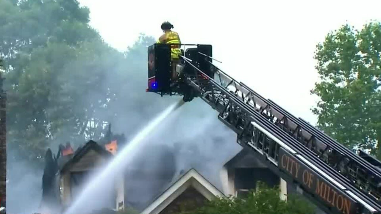 Family Narrowly Escapes House Fire