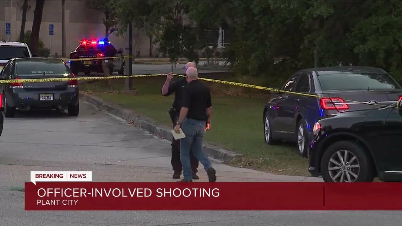 Florida Man Killed By Police After Pointing Gun At Officers In Post Office Parking Lot