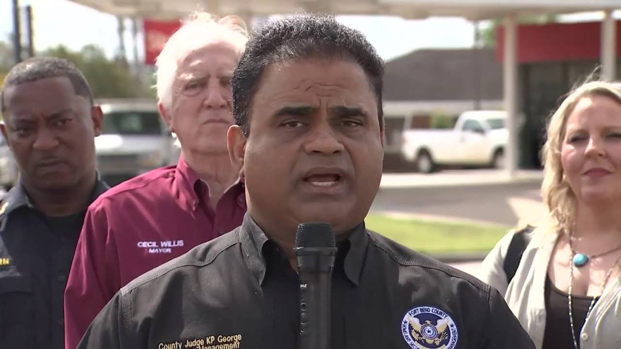 Fort Bend County Discusses Preparations, Billboard Campaign Ahead Of Hurricane Season | Houston