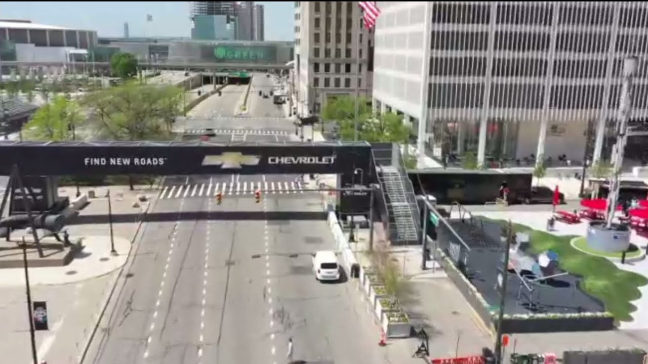 Grand Prix Build Out Underway In Downtown Detroit | Detroit News