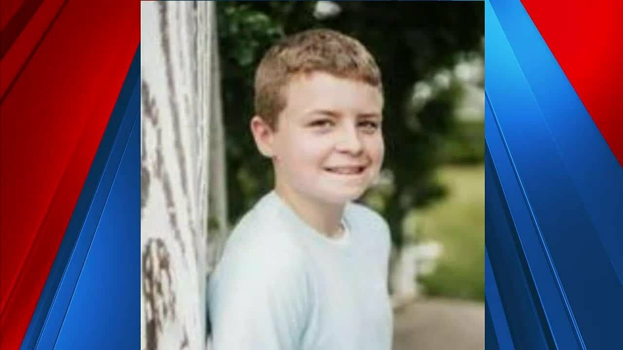 Greenwood Community Mourns 13 Year Old Killed In Crash