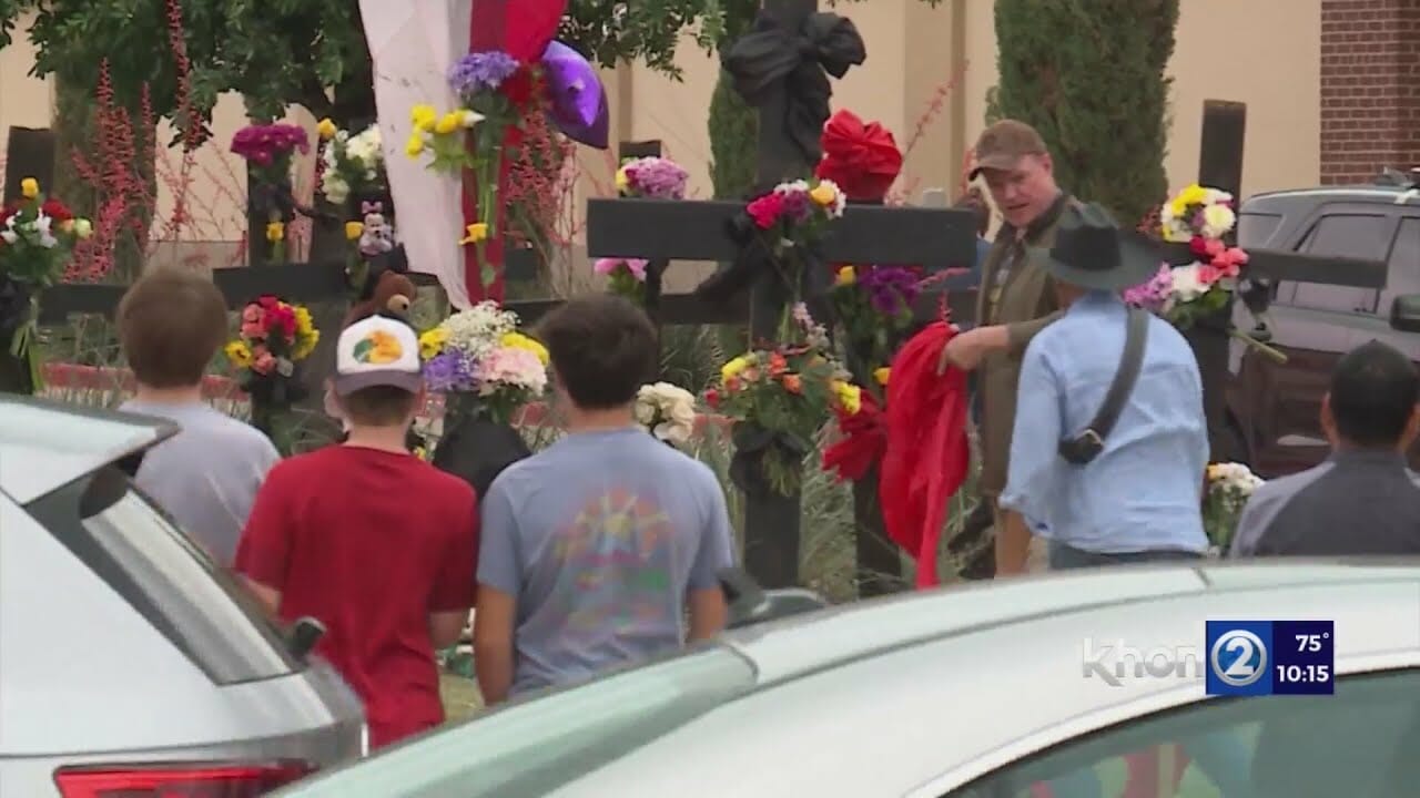 Hawaii’s Flags Lowered To Mourn Victims Of Texas Shooting