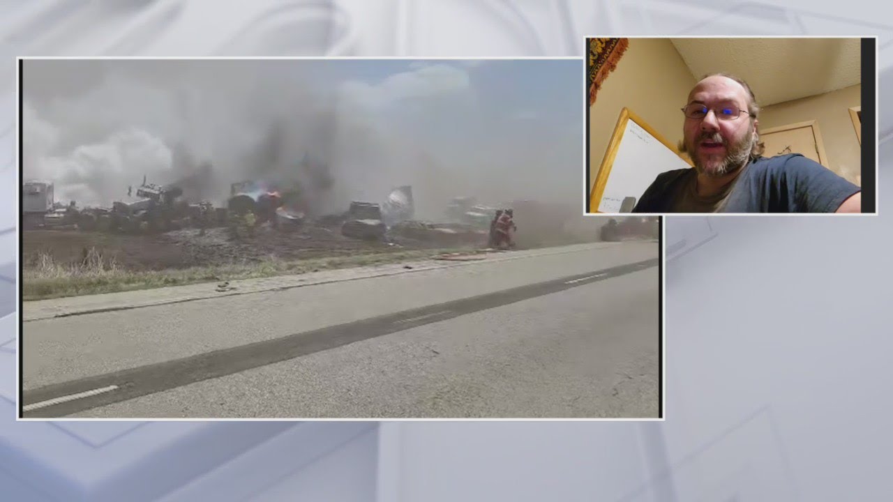 Illinois Man Recounts Navigating Deadly I 55 Pileup Caused By Dust Storm