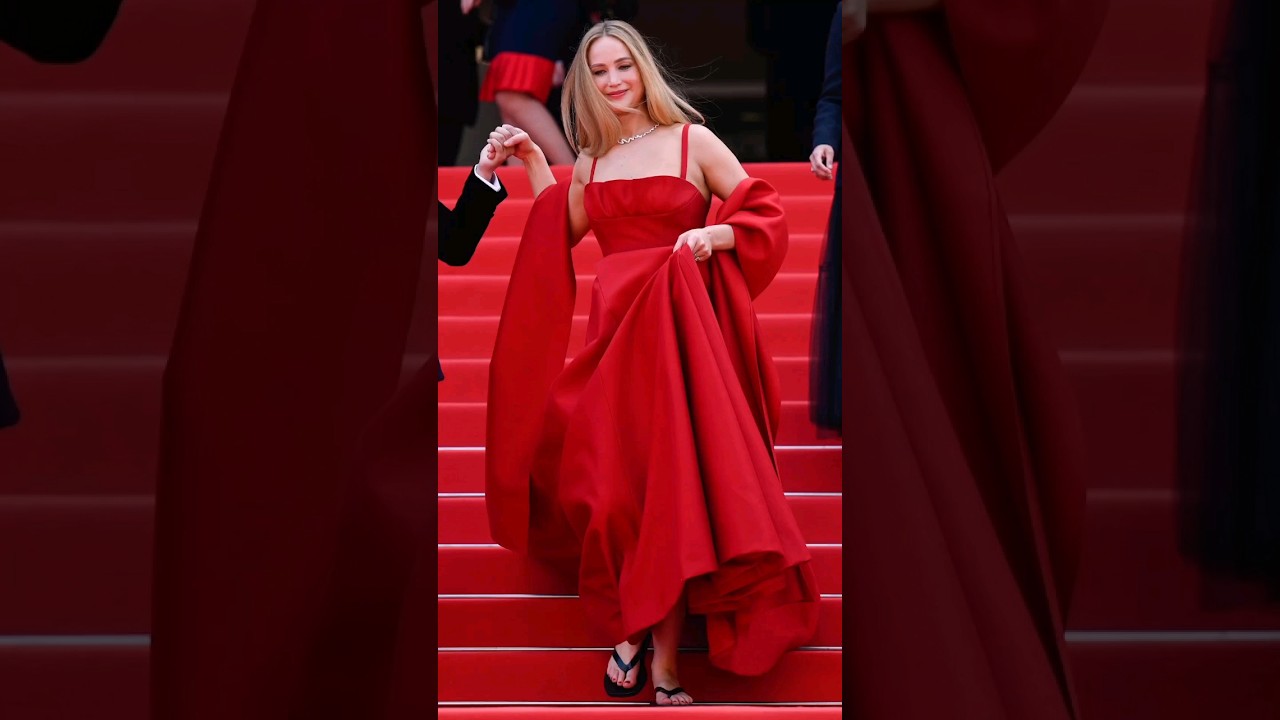 Leave It To The Relatable Queen Herself To Bring Comfort To The #cannesfilmfestival Carpet 😍 #shorts