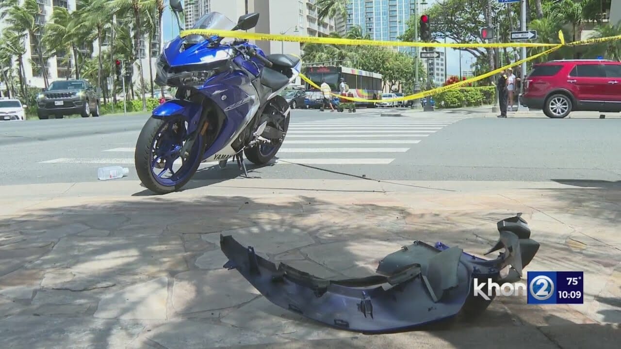 Motorcycle Crashes In Waikiki, Roads Reopen