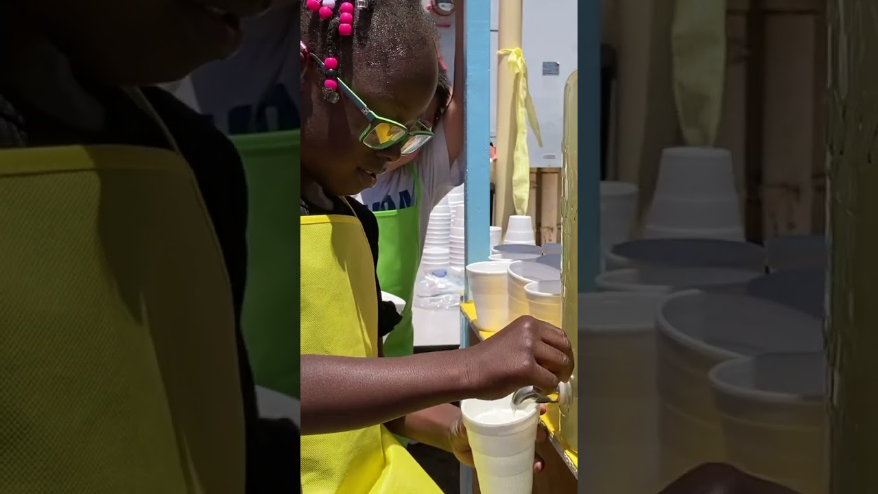 Phoenix Day School For The Deaf Students Learn Through Lemonade! #shorts