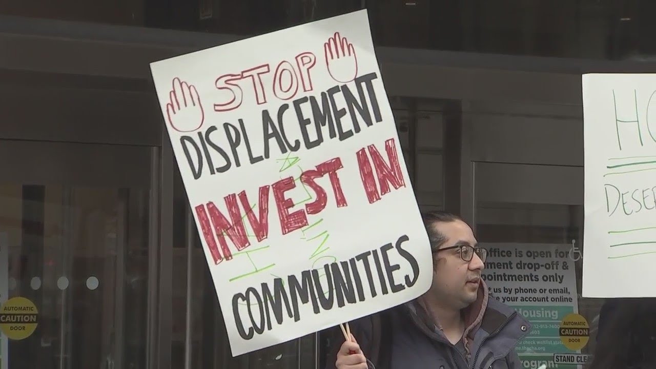 Protesters Demand Action From Chicago Housing Authority