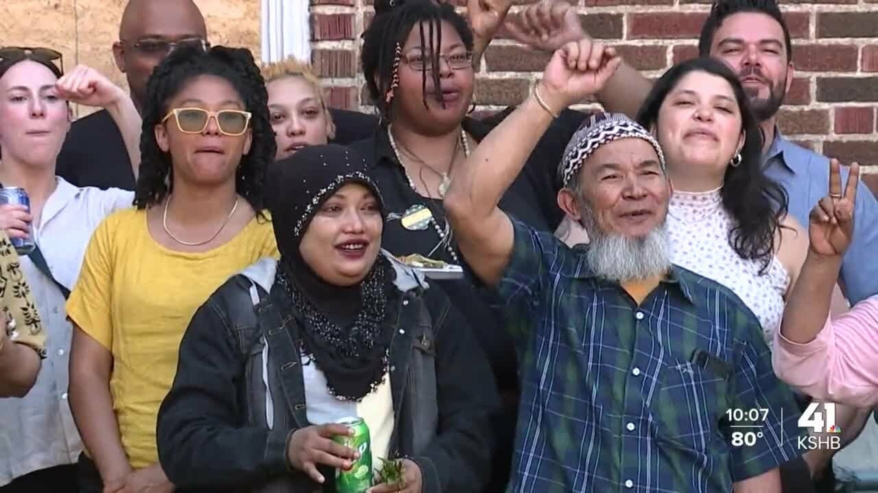 Residents Of 146 N Lawn Avenue Apartments Celebrate Major Win With Kc Tenants