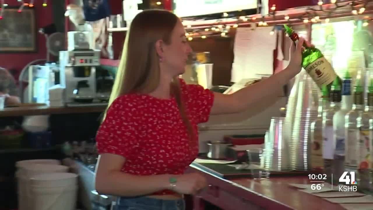 Signed Into Law: 8,000 Kansas City Restaurant Workers No Longer Required To Have Liquor License