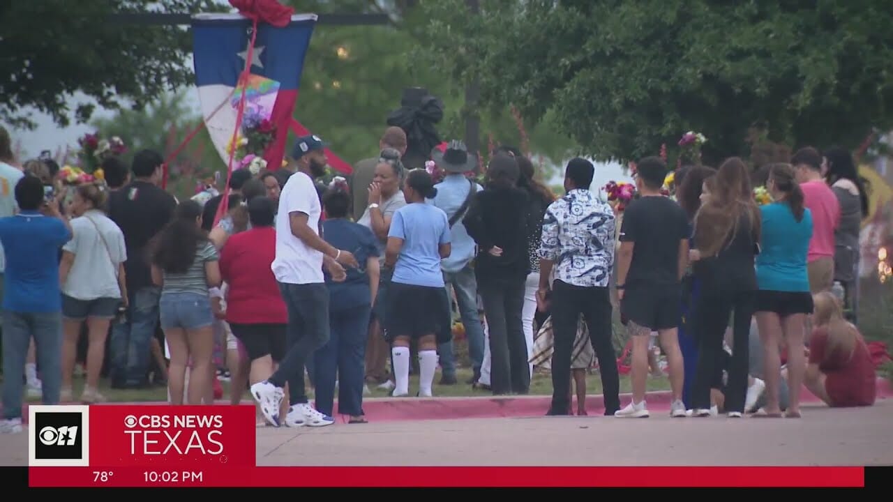 The Community Gathers At A Memorial To Remember Those Lost In The Allen Outlet Mall Shooting | Dallas News