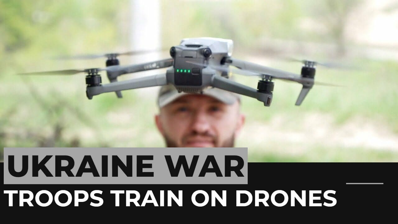 Ukrainian Drone Enthusiasts Train Troops Repel Russian Attacks