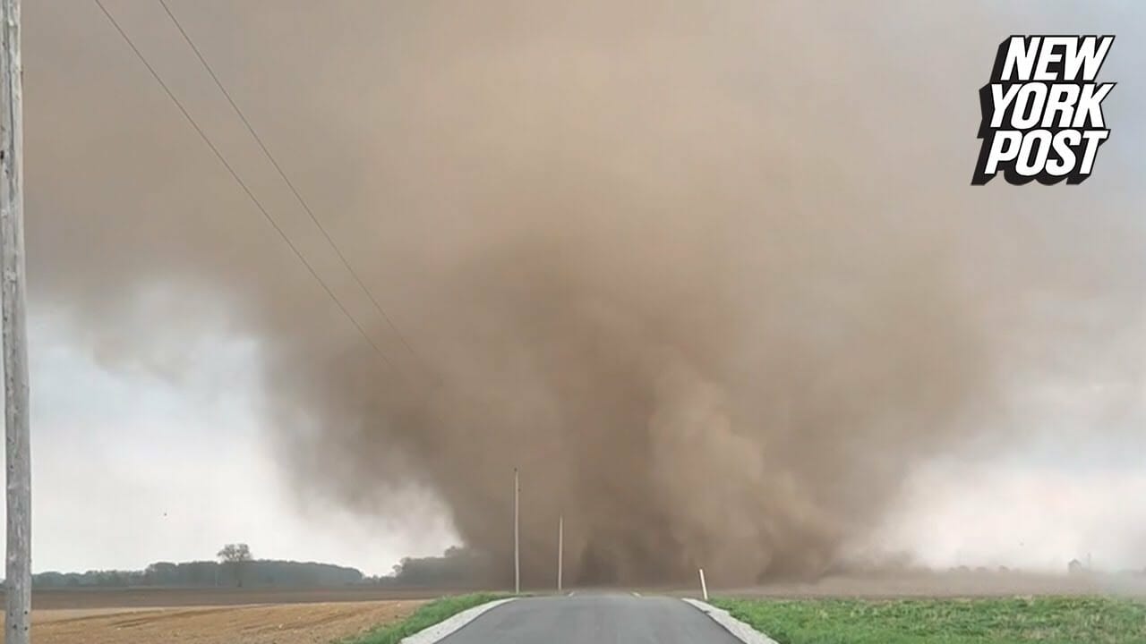 Watch: A Towering Landspout Spotted Near An Indiana Farm During A Tornado Warning | New York Post