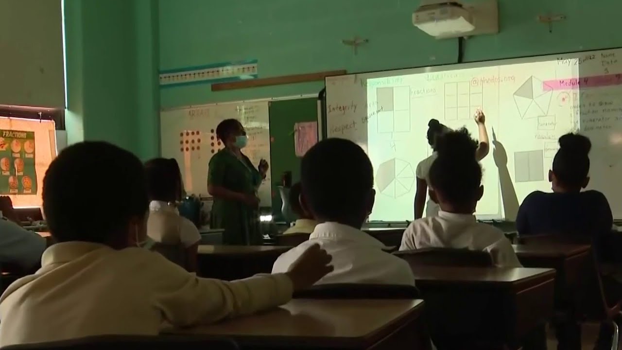 New incentive program helps improve attendance at Detroit public schools | Detroit News