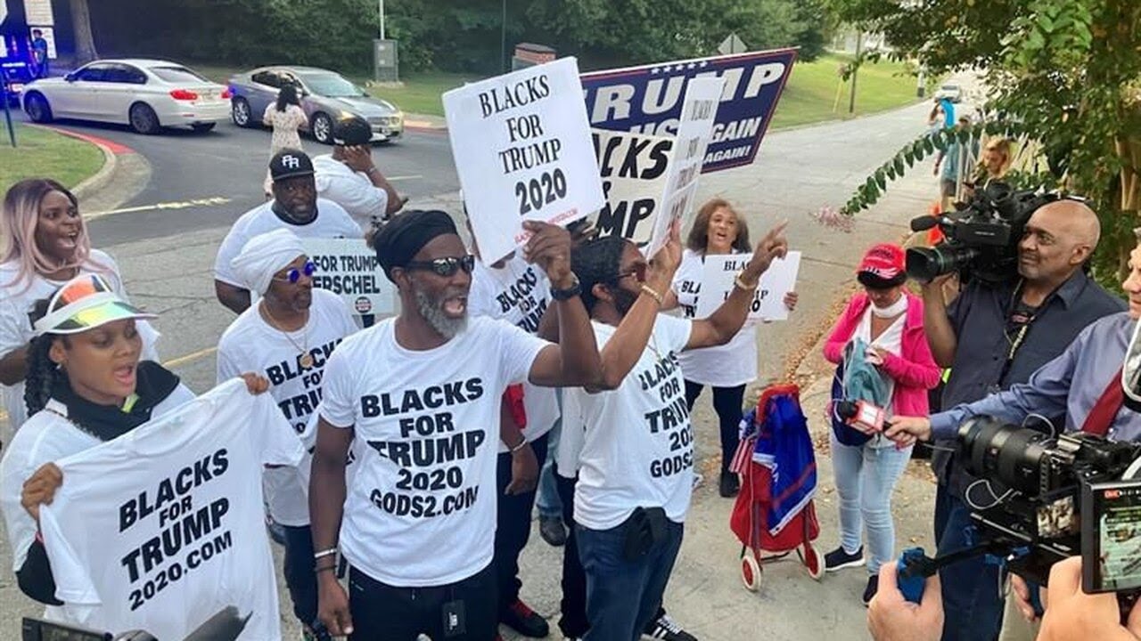 Crowds Gather Around Fulton County Jail Hours Ahead Of Trump’s Anticipated Surrender