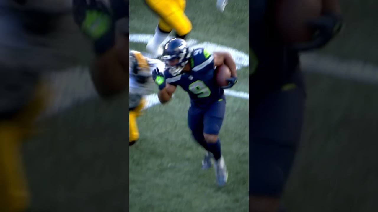 K9 Runs It In From 13 Yards Out | Seahawks Shorts