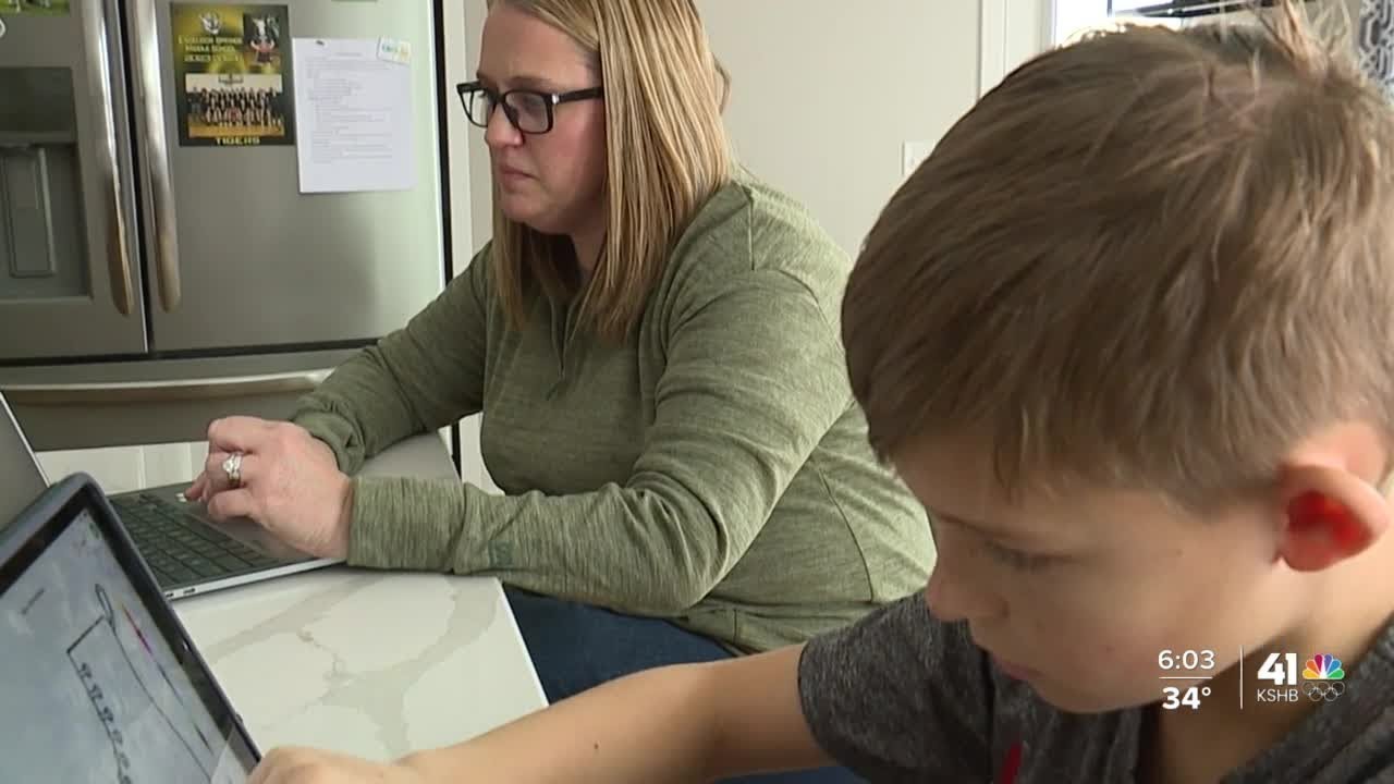 Kansas City Area Parents Adjust To Snow, Ami Days