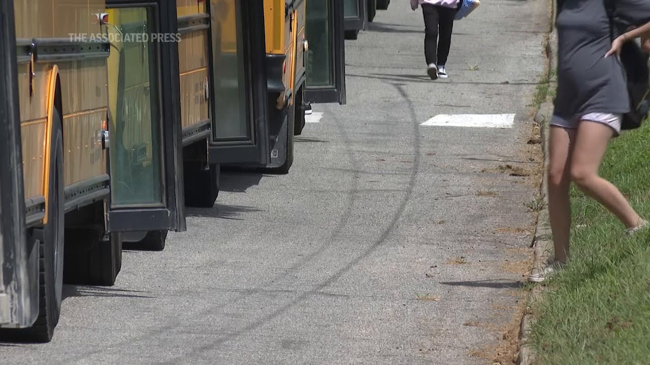 Missouri Schools Struggle In Late Summer Heat Wave | Ap