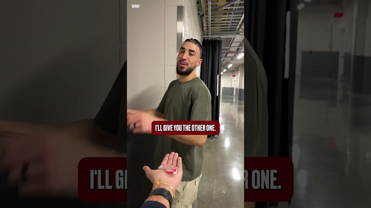 Sacramento Kings Players Received Mini Candy Canes Before Tip Off!