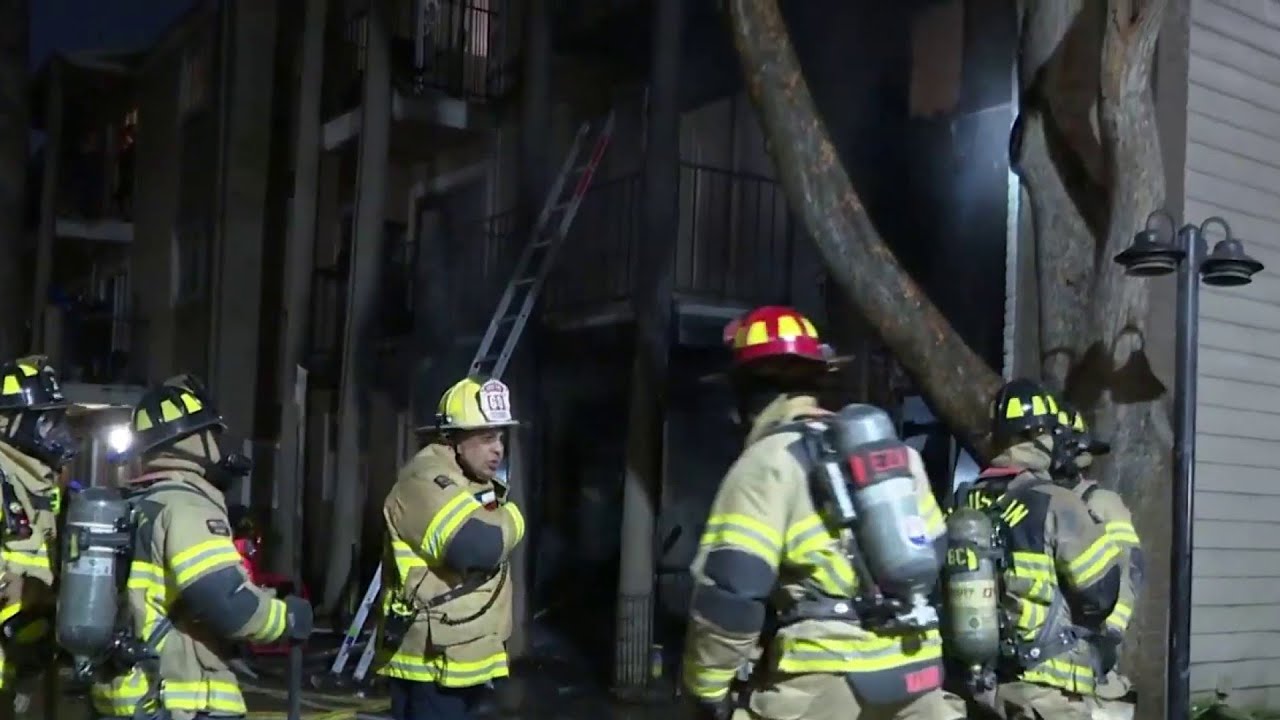 Several Units Damaged In Apartment Fire In West Houston | Houston