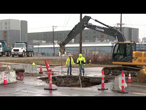 Sewer Collapse Leaves Massive Hole In Chouteau Avenue | St. Louis News