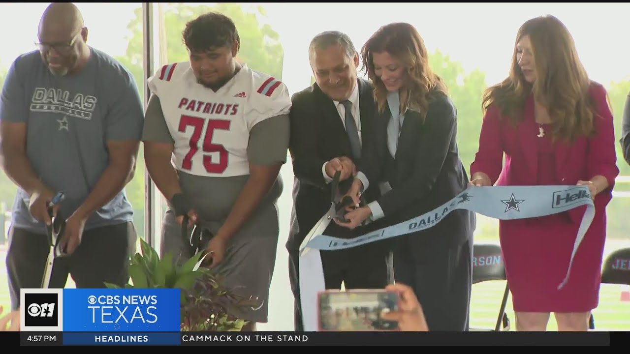 Thomas Jefferson Hs Celebrates New Athletic Field Courtesy Of Jerry Jones | Dallas News