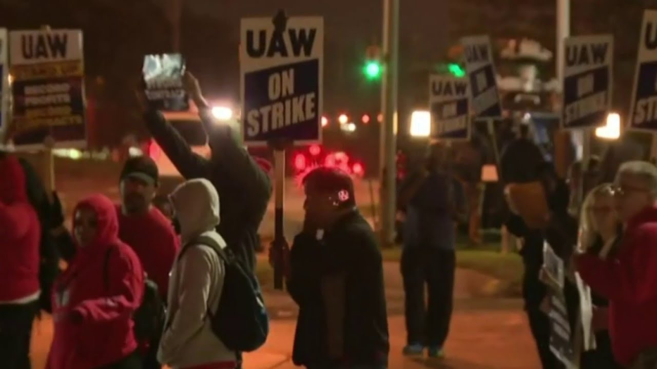 Uaw Launches Historic Strike Against Detroit’s Big Three Automakers | Detroit News