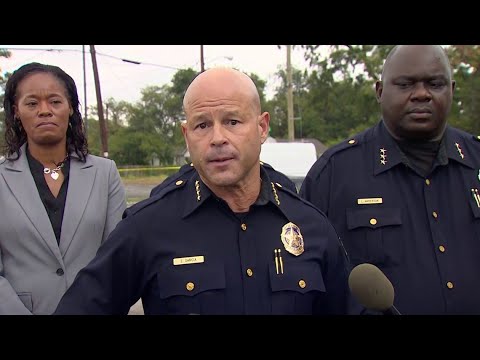 ‘we Will Find You, Turn Yourself In’ | Police: Dallas Officer Shot After Seeing Shooting, Responding