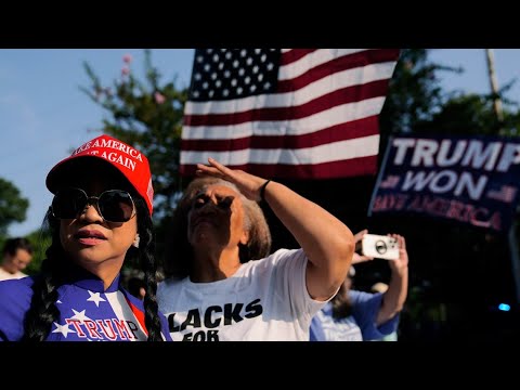 Protesters gather at Fulton County Jail ahead of Trump’s surrender